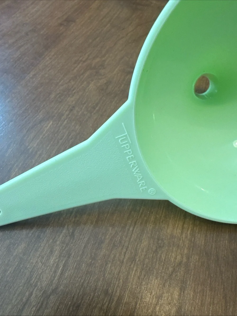 Tupperware light mint